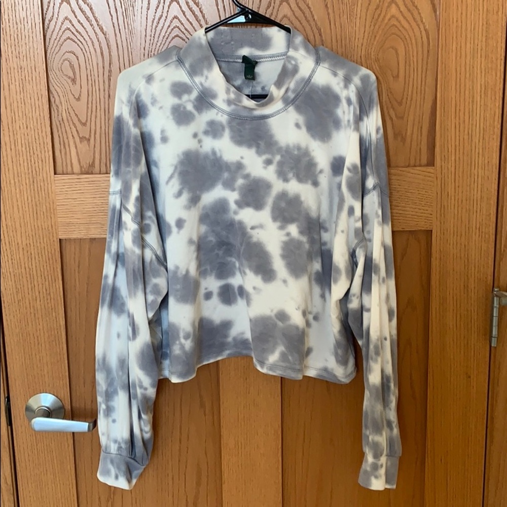 Wild Fable Tie-Dyed Cropped Sweatshirt Size L NWT